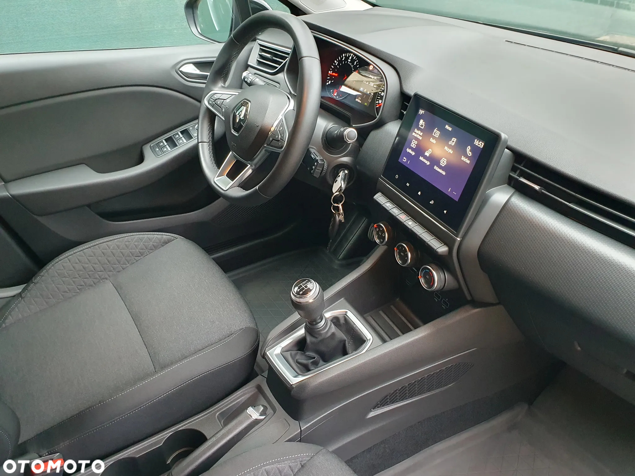 Renault Clio - 26
