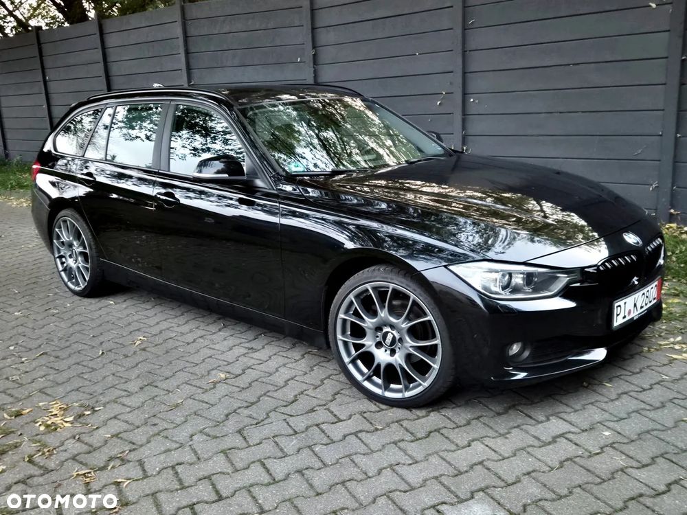 BMW Seria 3 318d DPF Edition Sport - 14