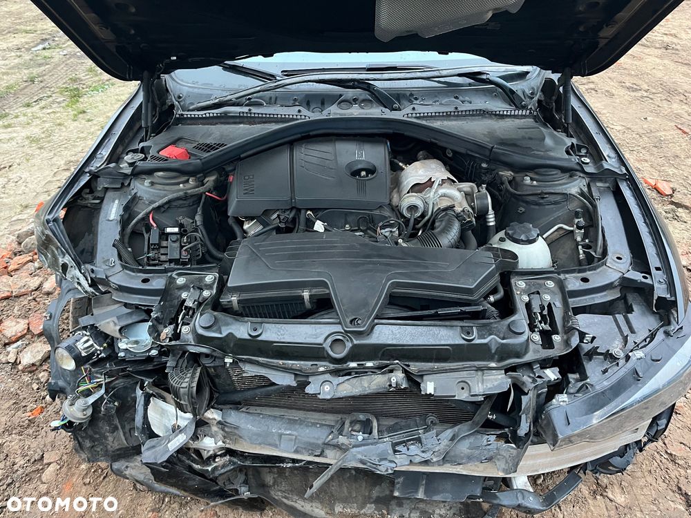 BMW Seria 3 316i Sport Line - 8