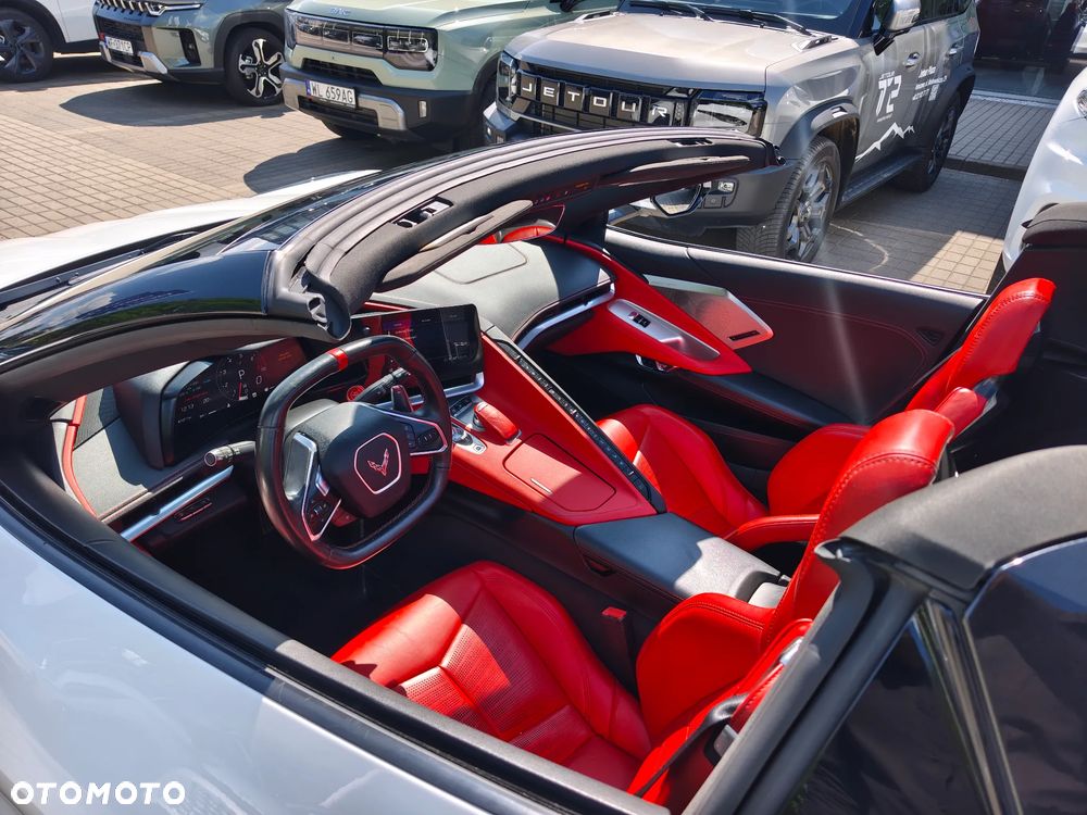 Chevrolet Corvette - 11