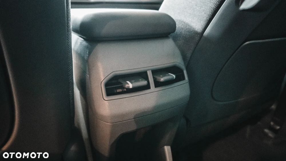 Kia EV3 58.3kWh Air - 8