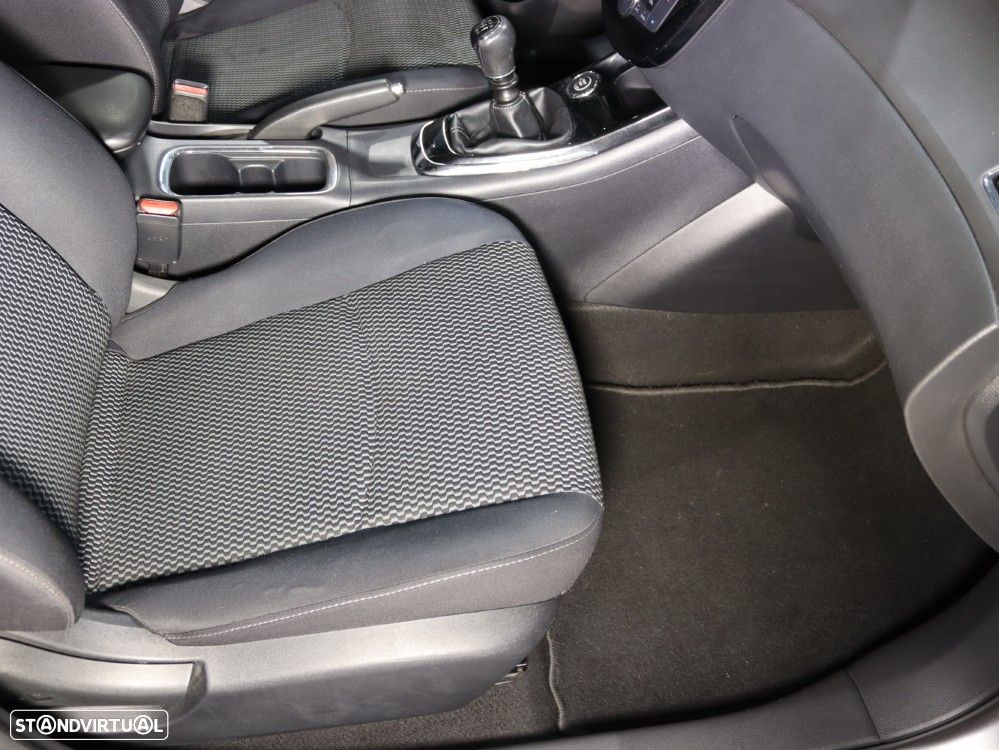 Nissan Pulsar 1.2 DIG-T Tekna - 17