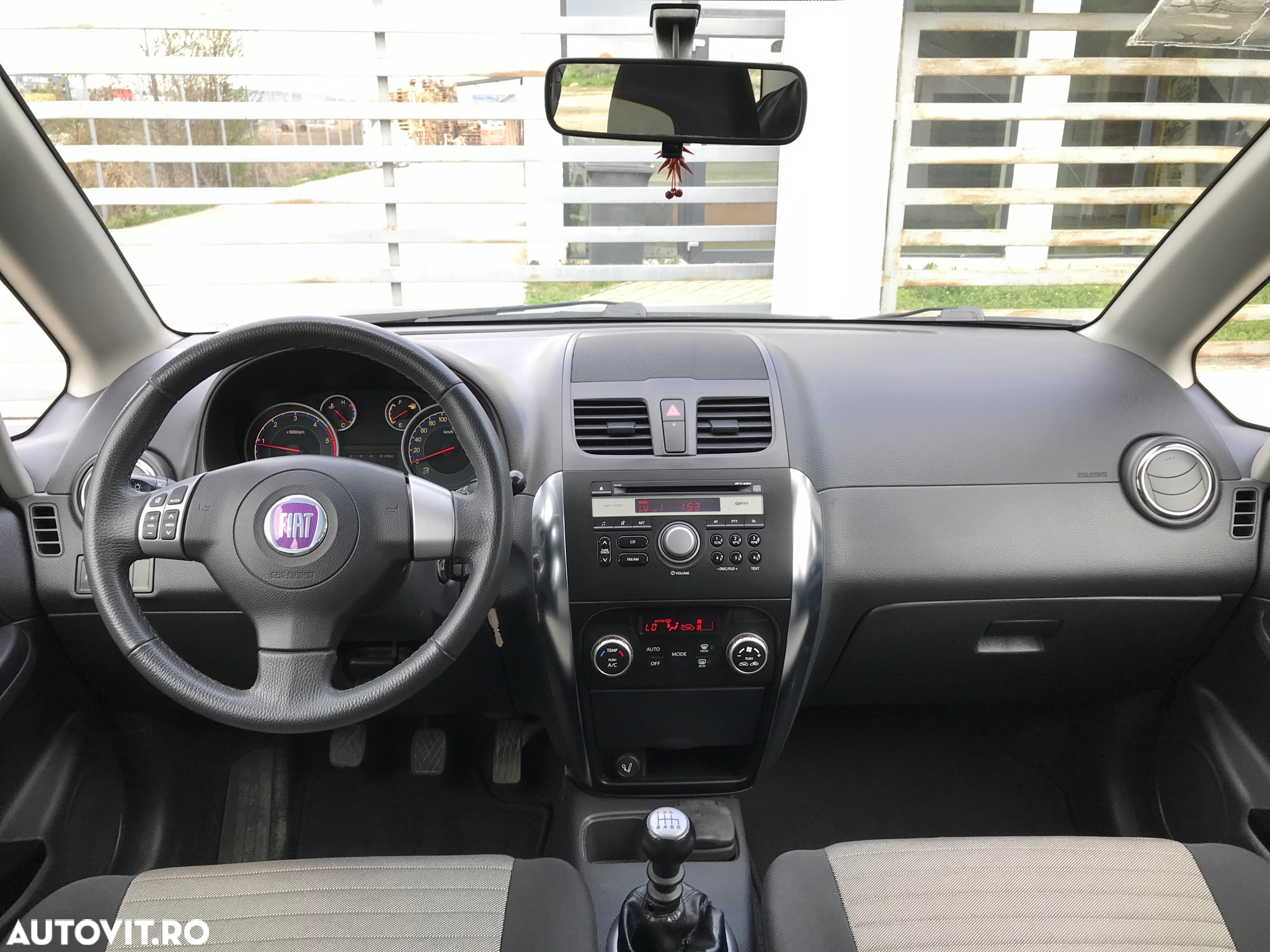 Fiat Sedici 2.0 Multijet DPF 4x4 Emotion - 5