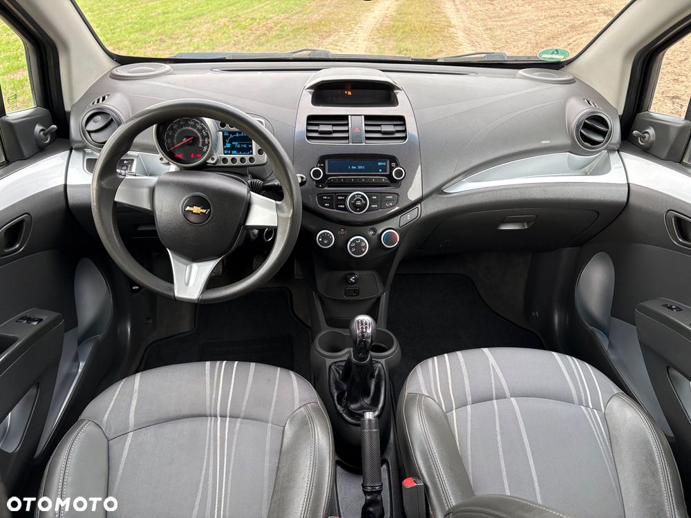 Chevrolet Spark 1.0 + - 34