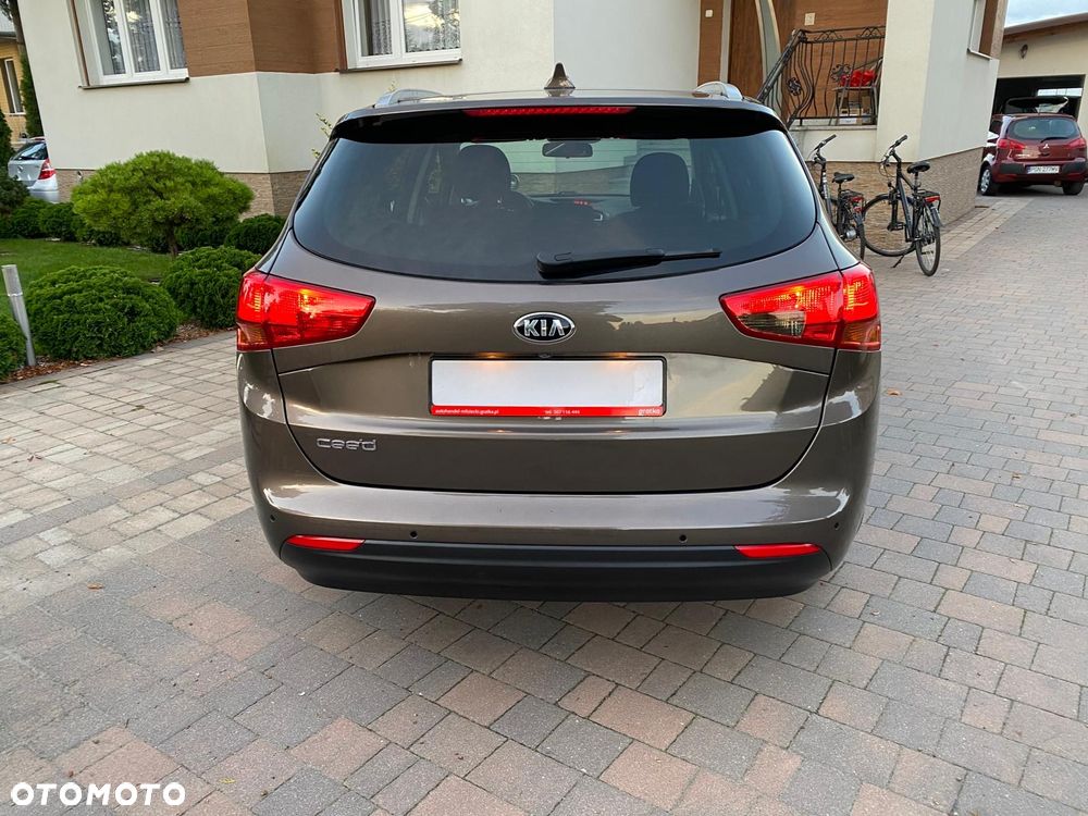 Kia Ceed 1.6 GDI Fifa World Cup Edition - 7