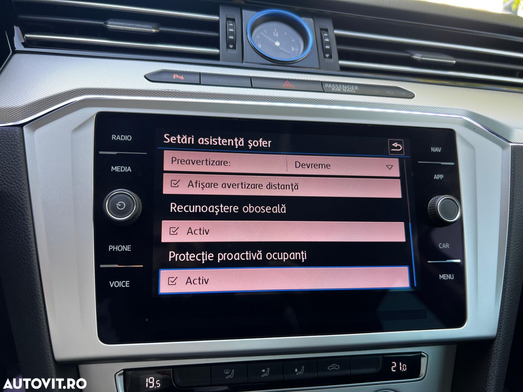 Volkswagen Passat - 18