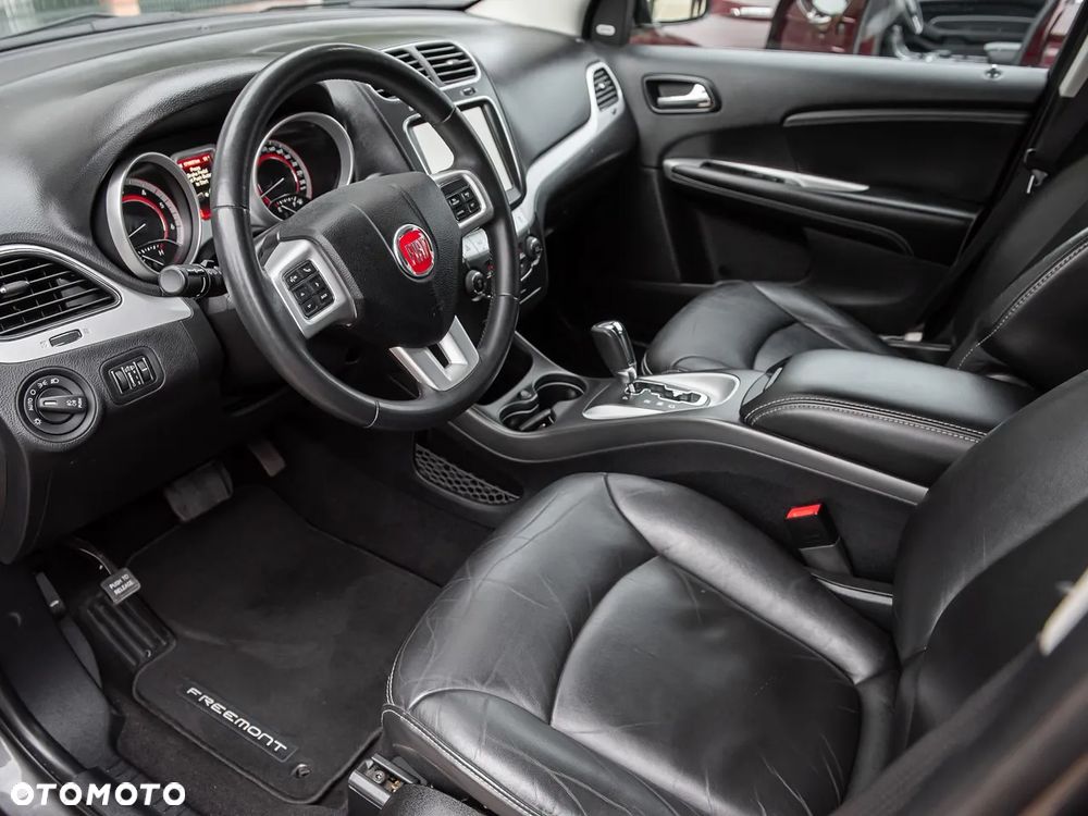 Fiat Freemont 2.0 Multijet 16V DPF Automatik Allrad Black Code - 15