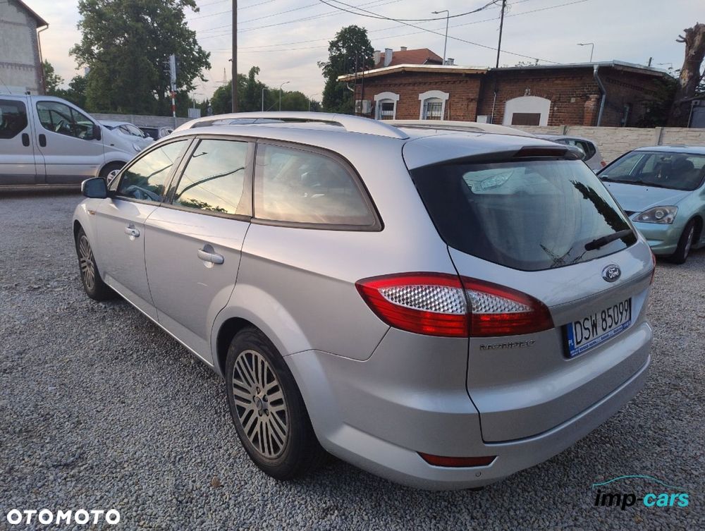 Ford Mondeo - 8