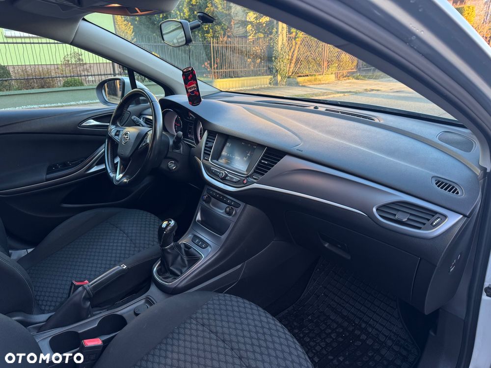 Opel Astra 1.0 T Enjoy S&S - 12