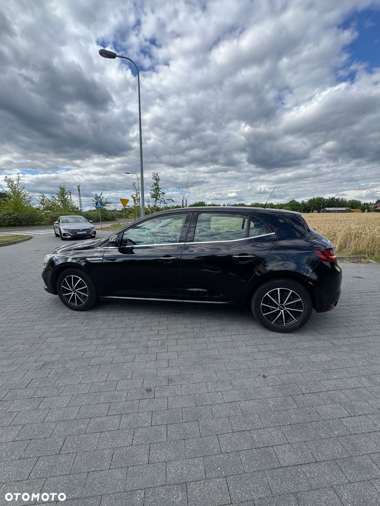 Renault Megane ENERGY TCe 100 LIFE - 11