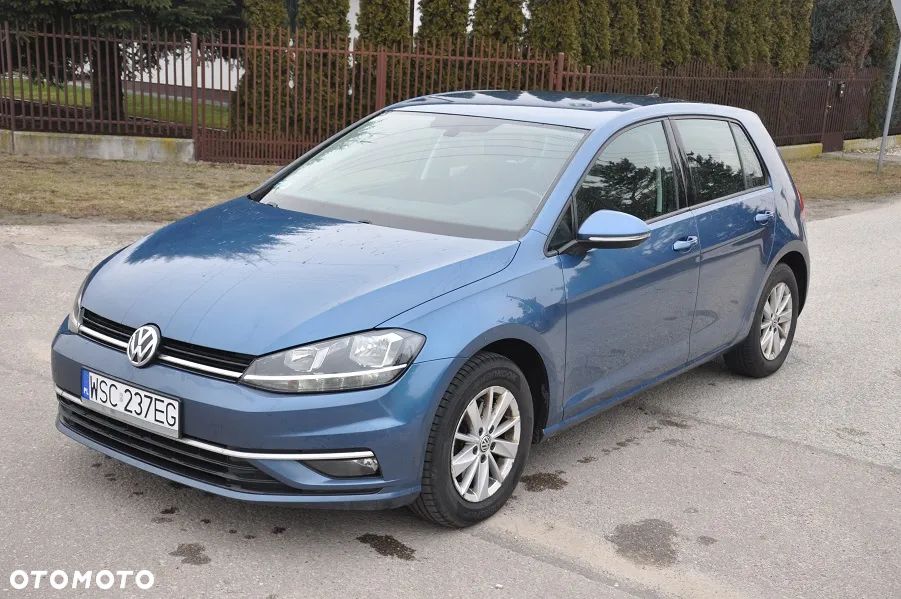 Volkswagen Golf - 8