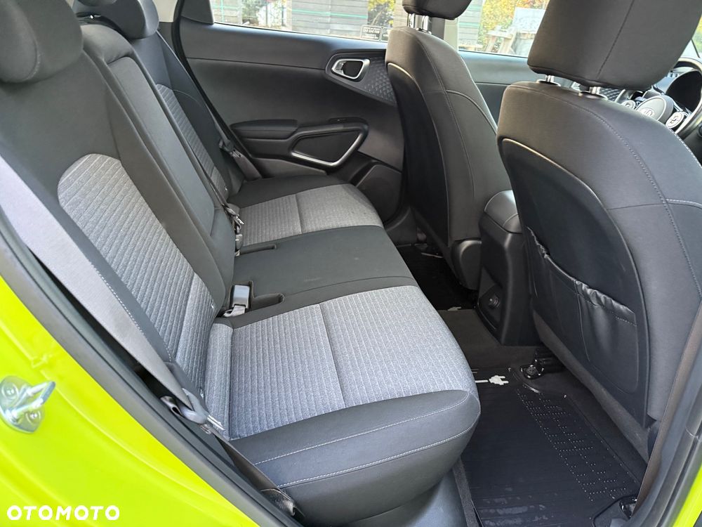 Kia Soul e-Soul 64kWh L - 18