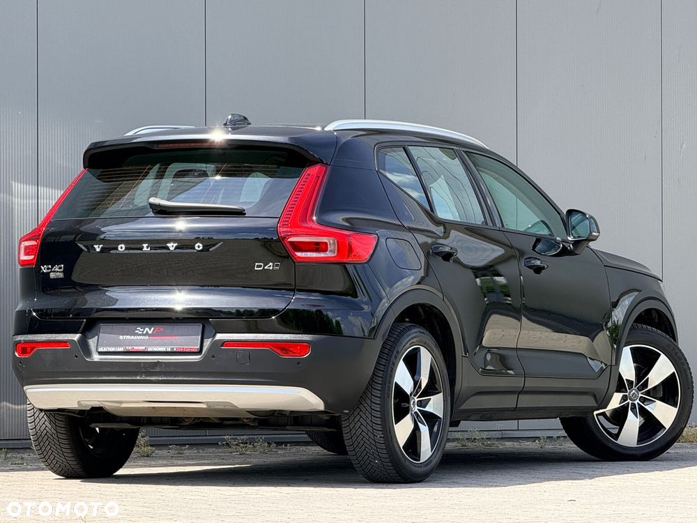 Volvo XC 40 D4 AWD Geartronic Momentum Pro - 37
