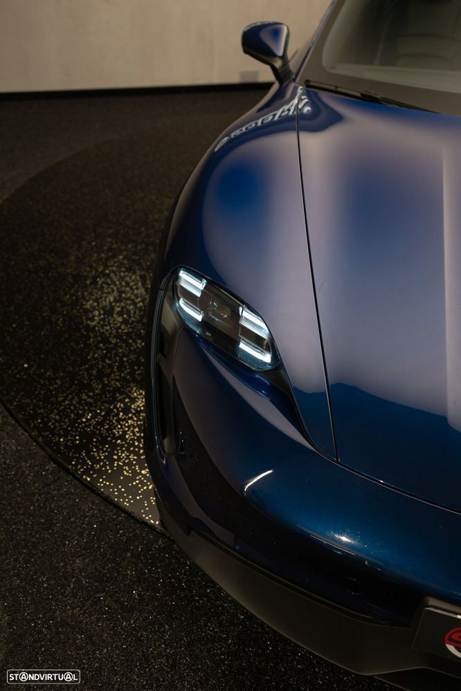 Porsche Taycan Bateria Performance Plus - 12