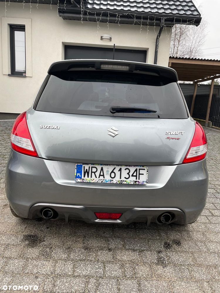 Suzuki Swift - 4