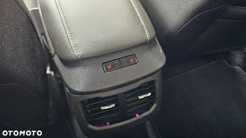 Ford Mondeo 2.0 TDCi Titanium 4WD PowerShift - 8
