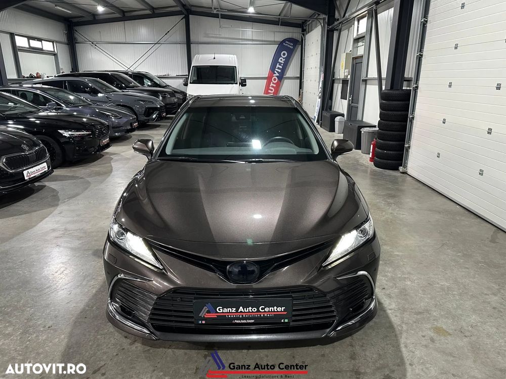Toyota Camry Executive - 29