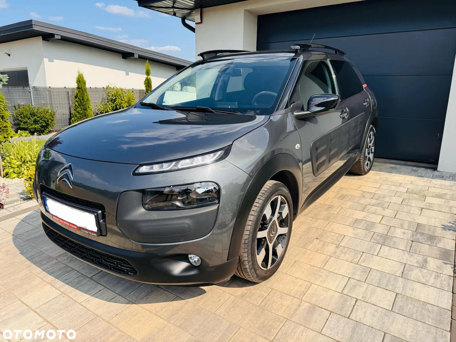 Citroën C4 Cactus 1.2 PureTech Shine EU6 - 2