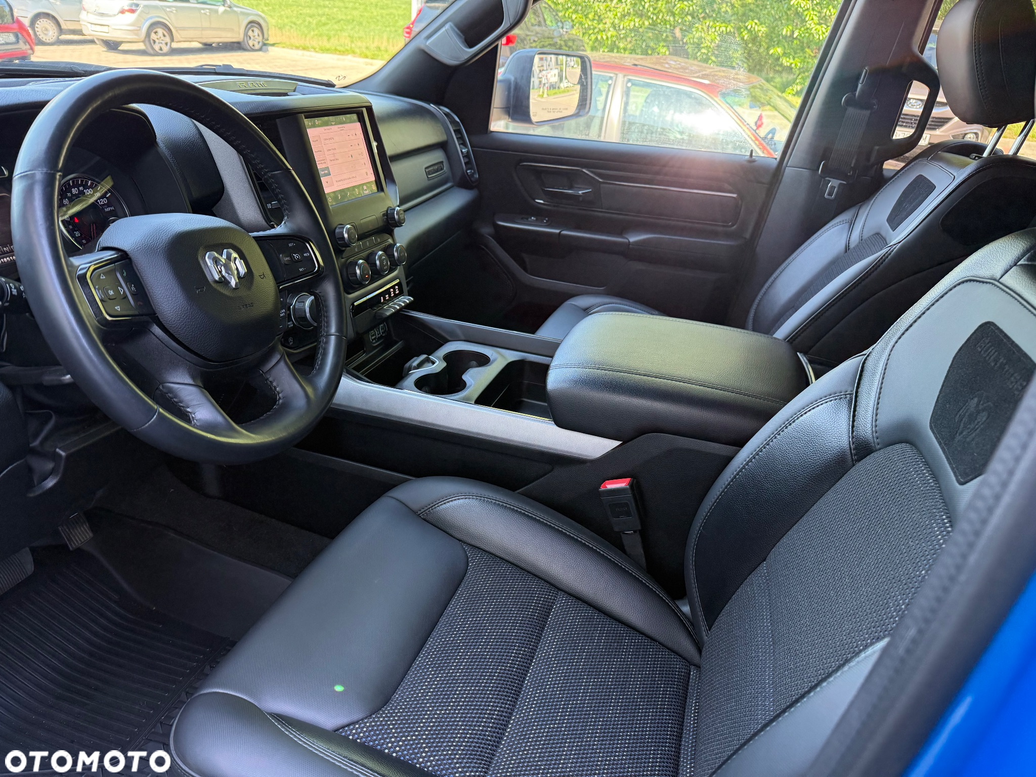 Dodge RAM 1500 5.7 4x4 - 30