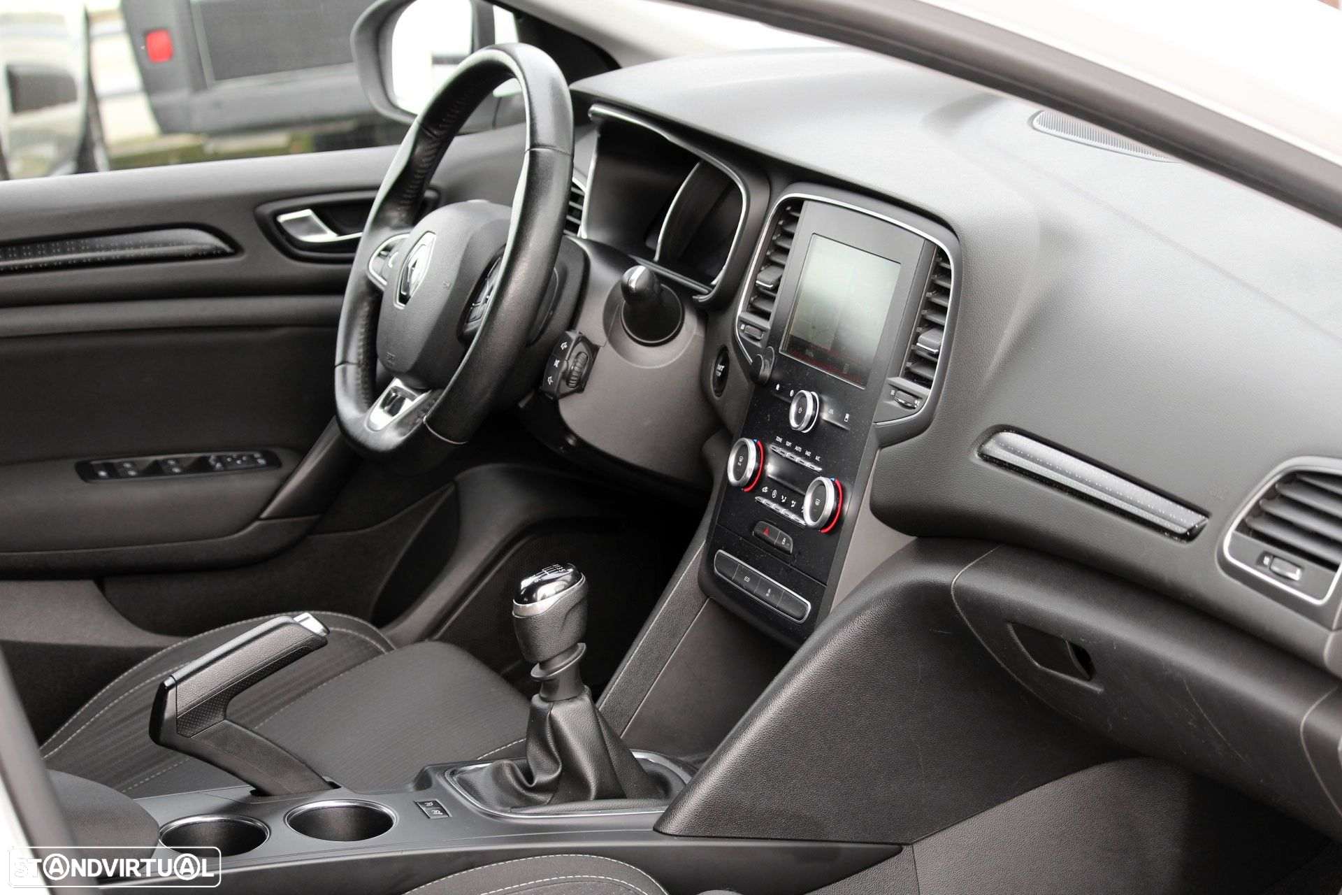 Renault Mégane 1.5 dCi Intens - 13