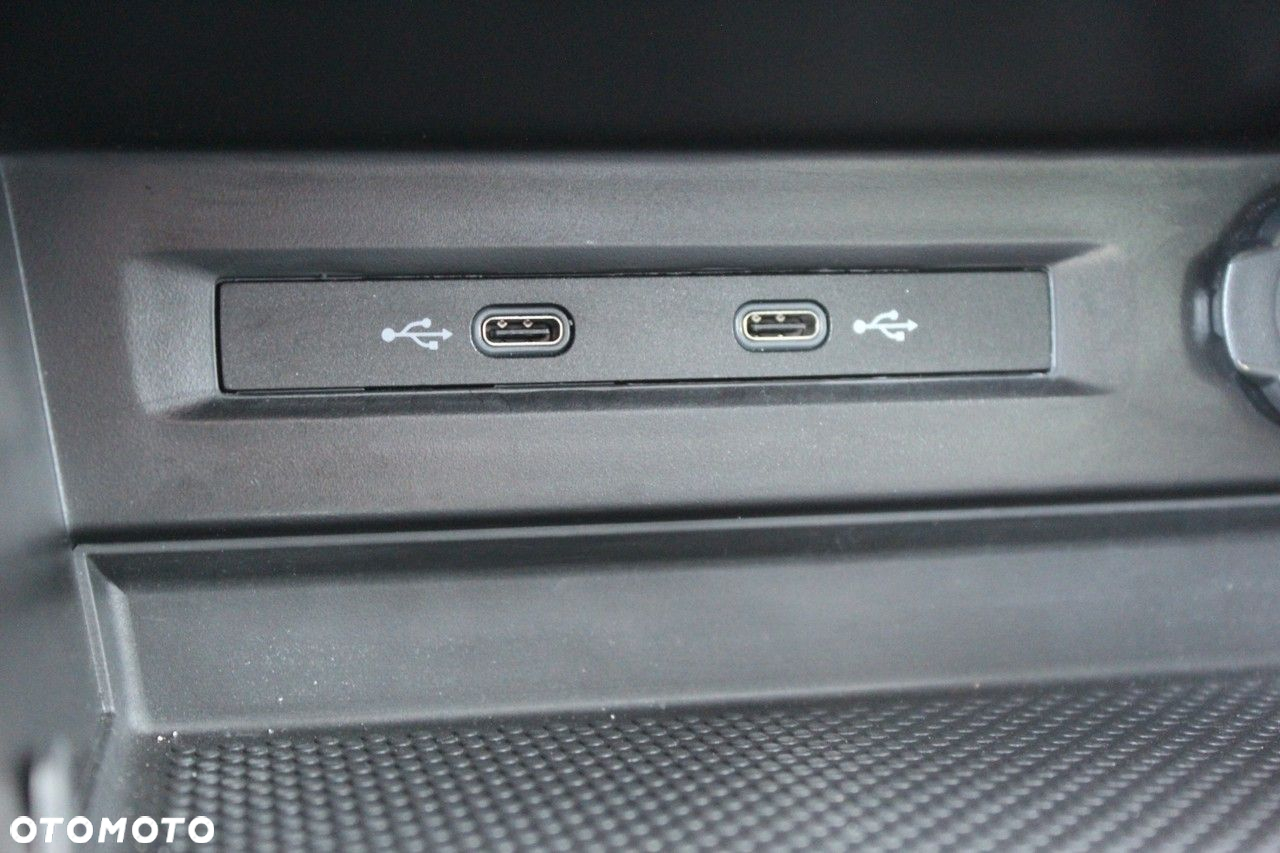 Volkswagen Tiguan - 20