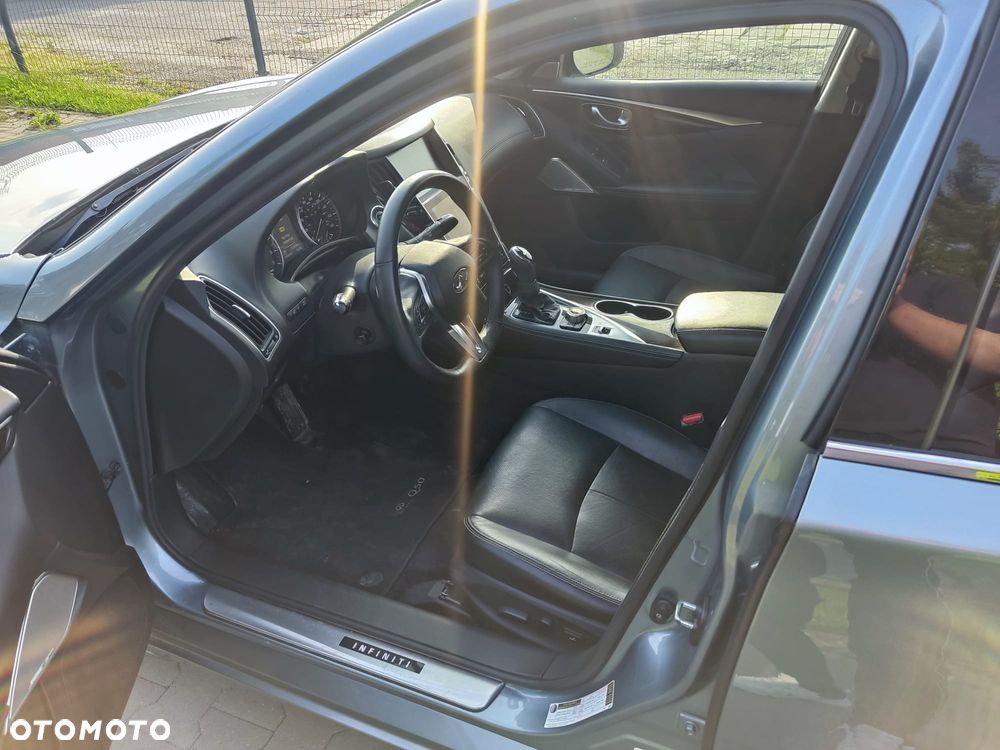 Infiniti Q50 Premium Executive - 10