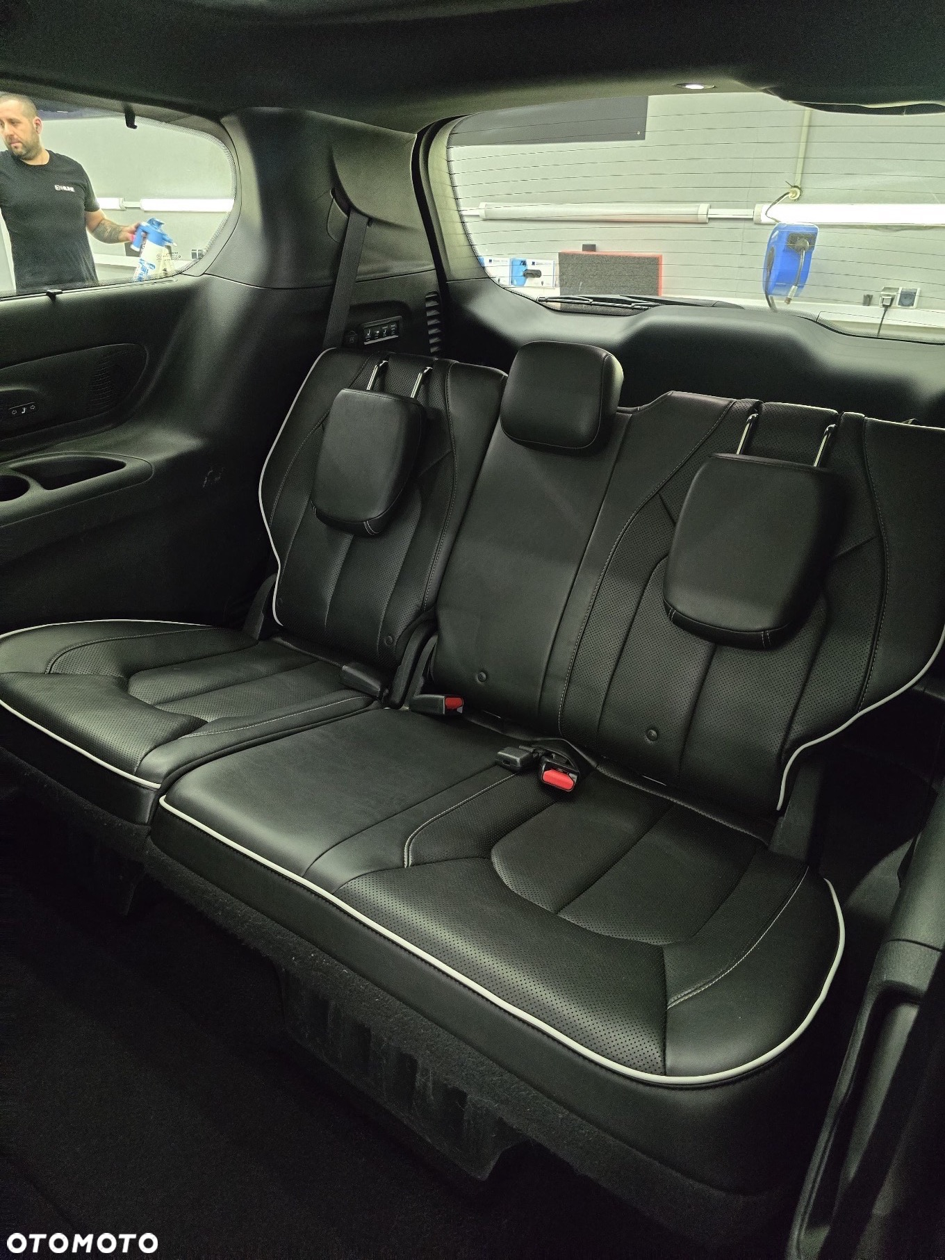 Chrysler Pacifica - 25