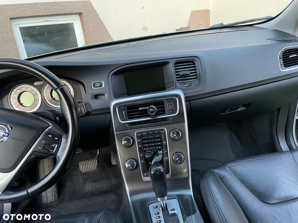 Volvo S60 2.5 T5 - 4