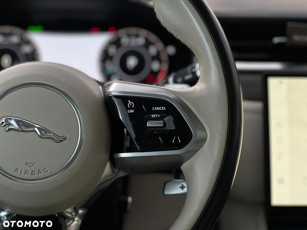 Jaguar F-Pace - 19