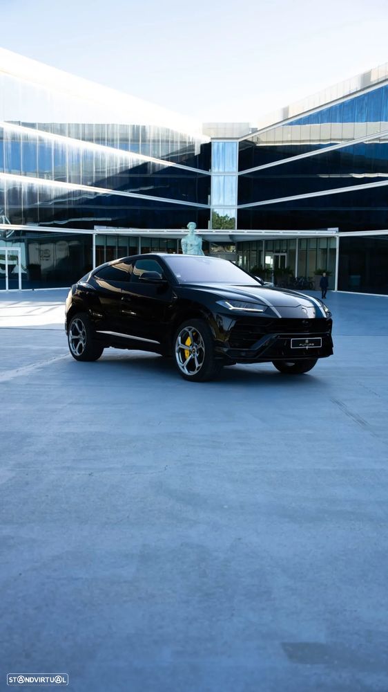 Lamborghini Urus 4.0 V8 - 8