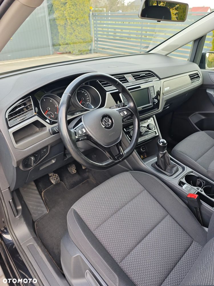 Volkswagen Touran 1.6 TDI BMT SCR Trendline - 24