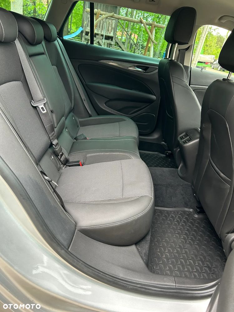 Opel Insignia 2.0 CDTI automatik Sport - 11