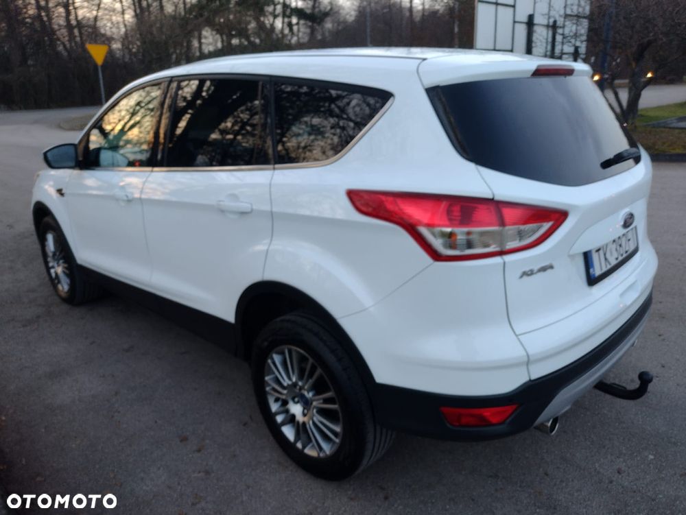 Ford Kuga 2.0 TDCi 2x4 Titanium - 11