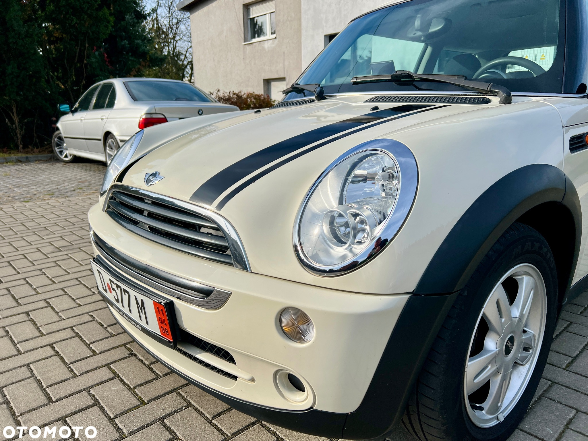 MINI ONE Standard - 8