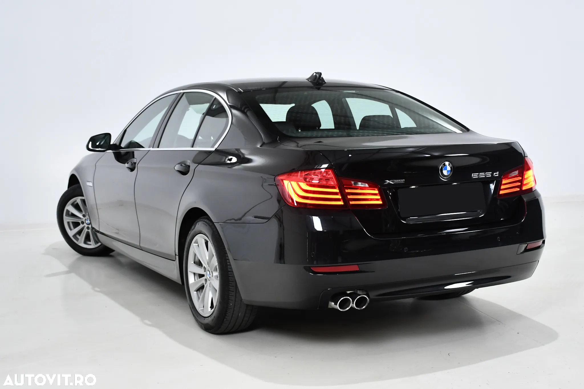 BMW Seria 5 525d xDrive Aut. - 9