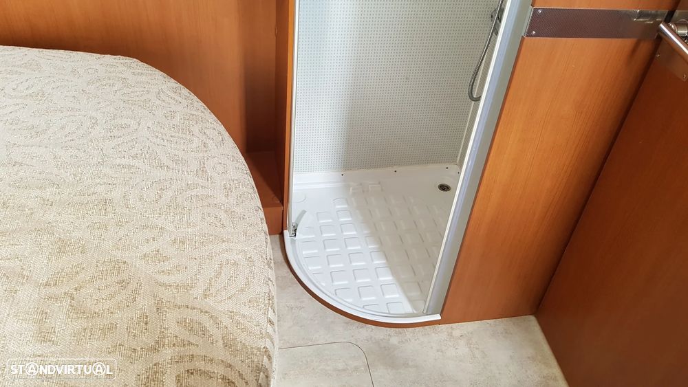 Challenger Mageo 3018 cama central - 13