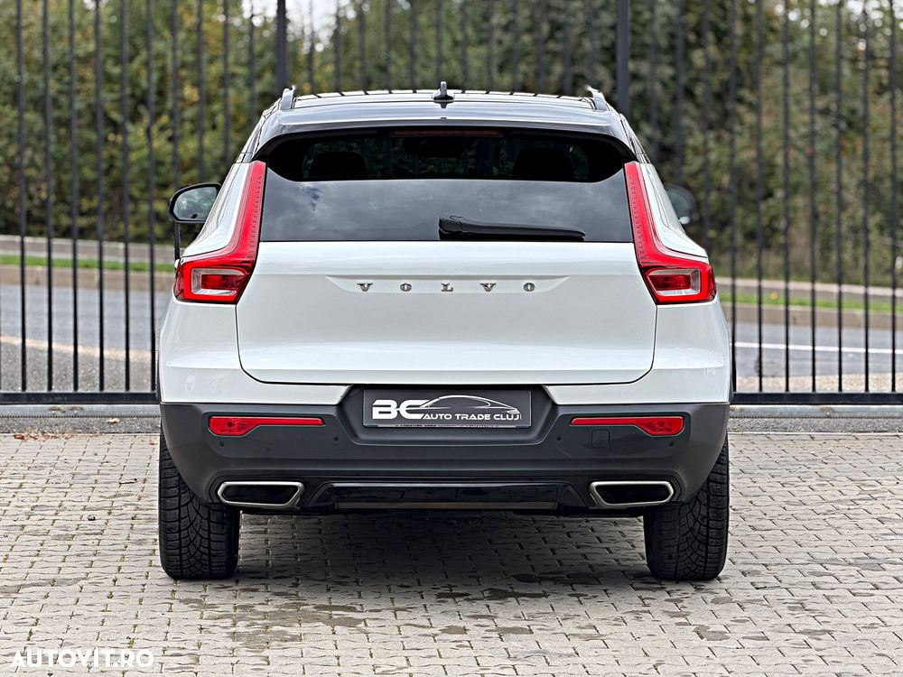 Volvo XC 40 D4 AWD R-Design - 5