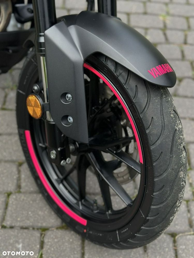 Yamaha MT - 11