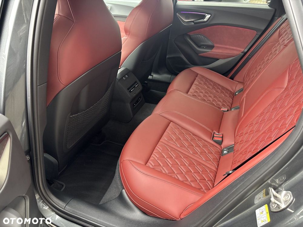 Audi S5 Avant - 30