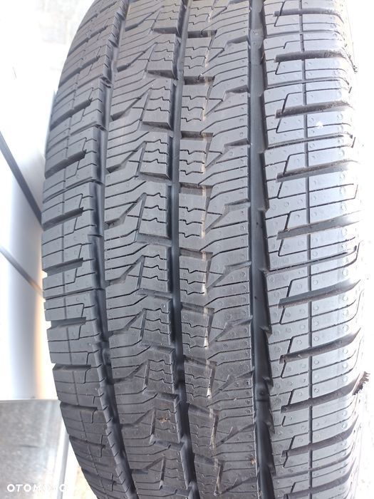 215/65R16c 109/107T Continental VanContact 4 Seasons Całoroczne DEMO
