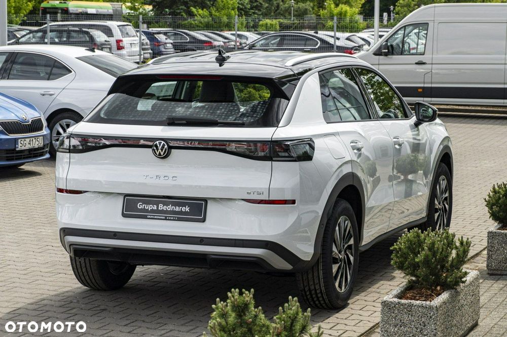 Volkswagen T-Roc - 10