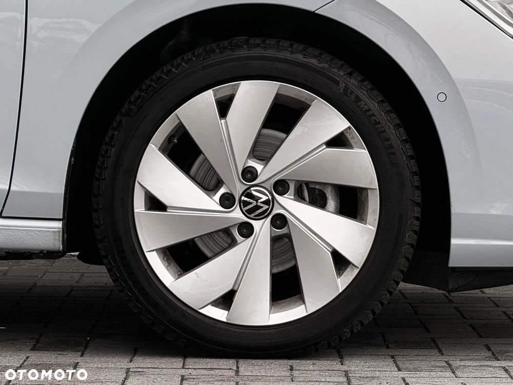 Volkswagen Golf 1.5 TSI Special Edition - 8