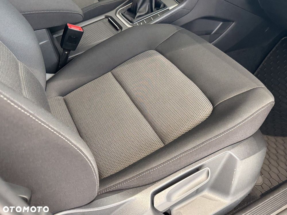 Volkswagen Golf Sportsvan - 20