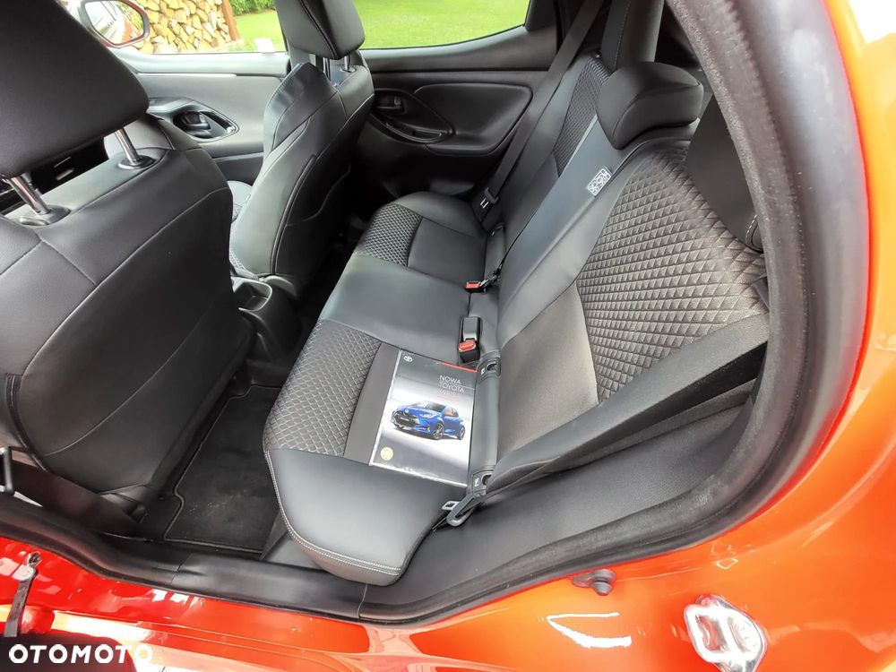 Toyota Yaris - 14