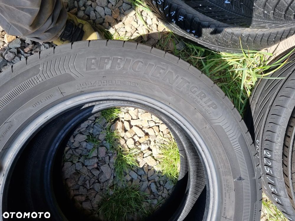 Opony Goodyear Efficient Grip Performance 205/60R16 2023r,4x4mm ,na sezon - 12