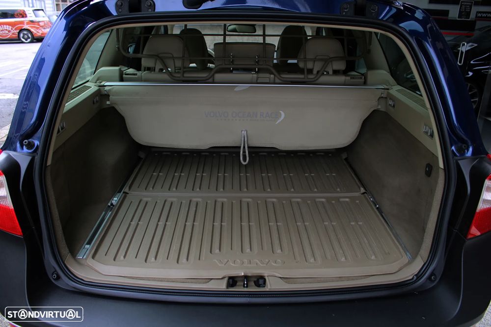 Volvo XC 70 2.0 D3 Drive V.Ocean Race Start/Stop - 48