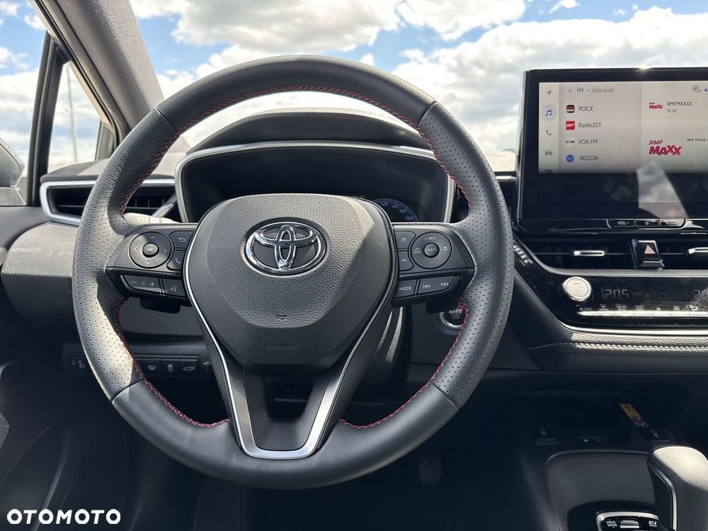 Toyota Corolla - 13