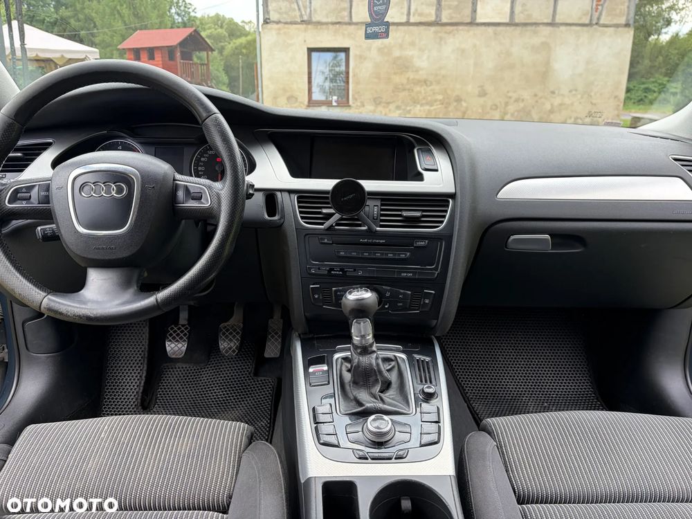 Audi A4 Limousine 2.0 TDI - 14