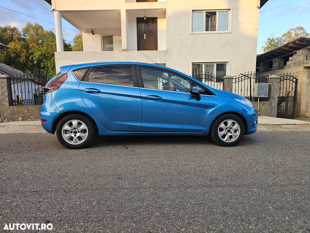 Ford Fiesta 1.6 TDCI Titanium - 11