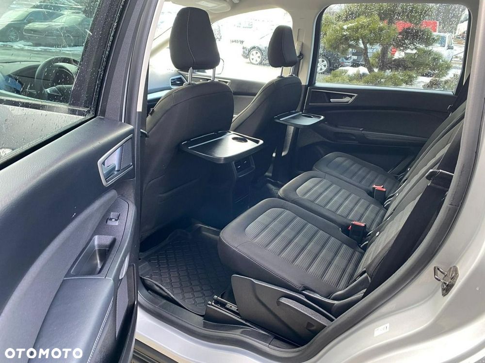 Ford Galaxy - 7